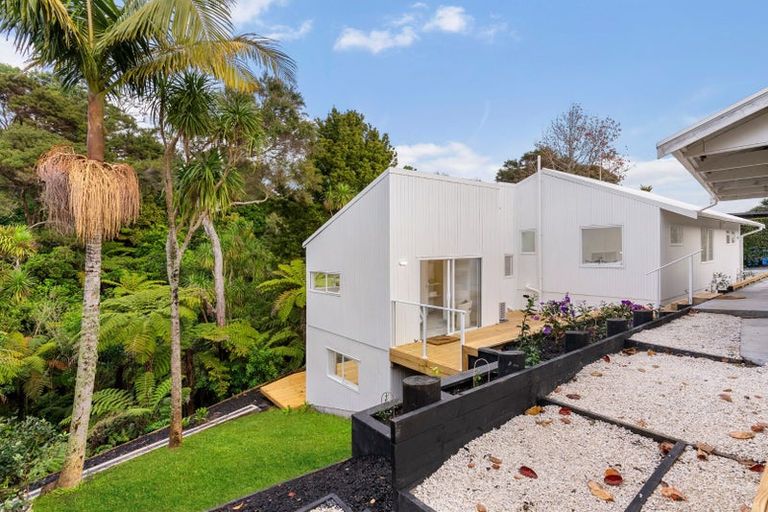 Photo of property in 34 Peach Road, Glenfield, Auckland, 0629