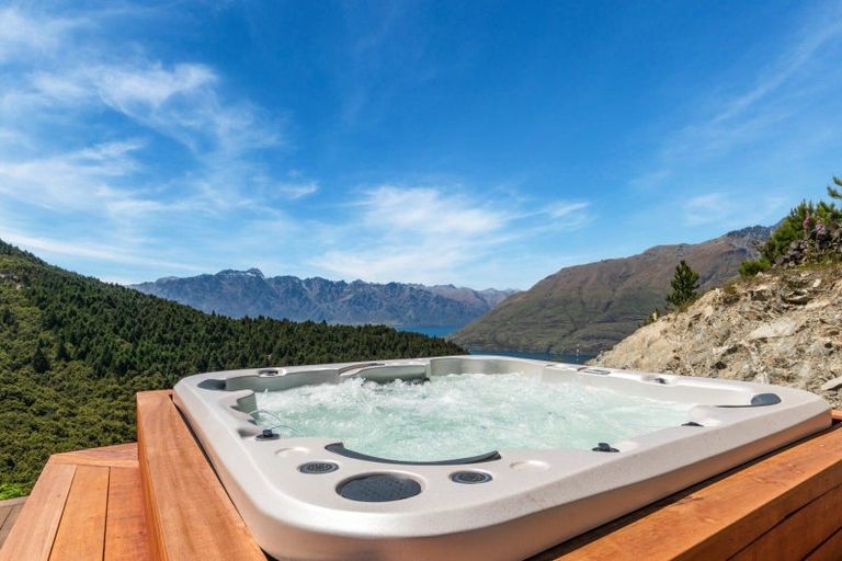 Photo of property in 134 Alpine Retreat Road, Ben Lomond, Queenstown, 9371