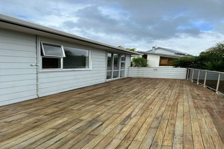 Photo of property in 105 Wharf Road, Port Albert, Wellsford, 0973