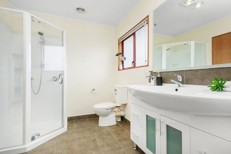 Photo of property in 58 Cypress Drive, Maungaraki, Lower Hutt, 5010