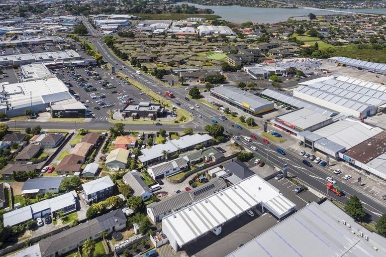 Photo of property in 6/220 Great South Road, Takanini, 2112