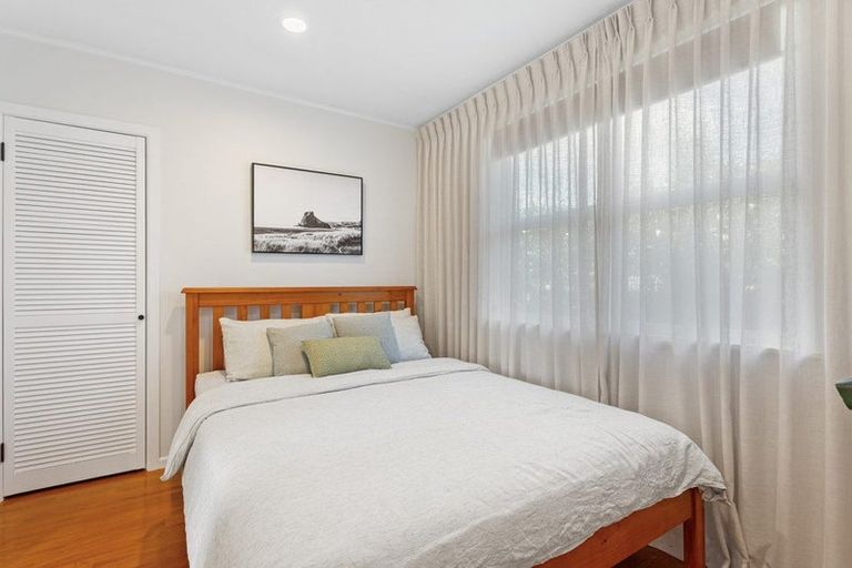 Photo of property in 9a Matata Street, Blockhouse Bay, Auckland, 0600