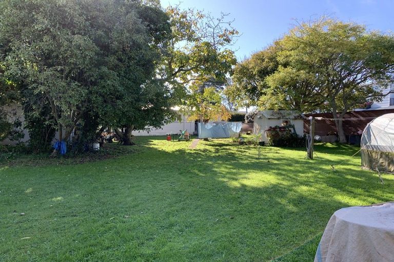 Photo of property in 54 Norbiton Road, Foxton, 4814