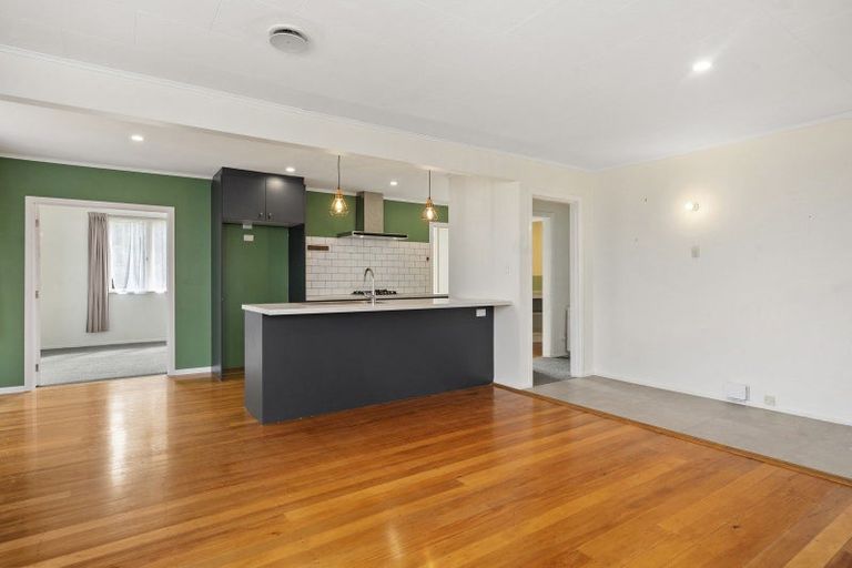 Photo of property in 62 Basley Road, Owhata, Rotorua, 3010