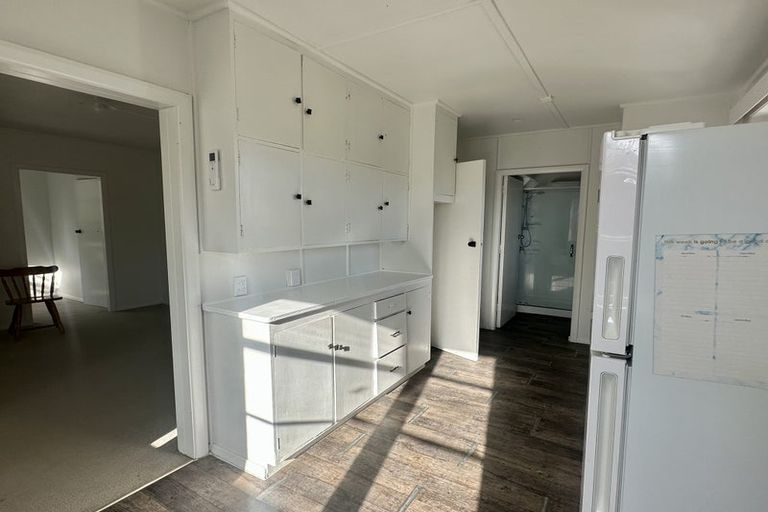 Photo of property in 8 Stephen Street, Johnsonville, Wellington, 6037