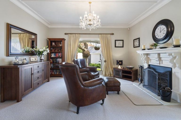 Photo of property in 74 Marne Street, Hokowhitu, Palmerston North, 4410