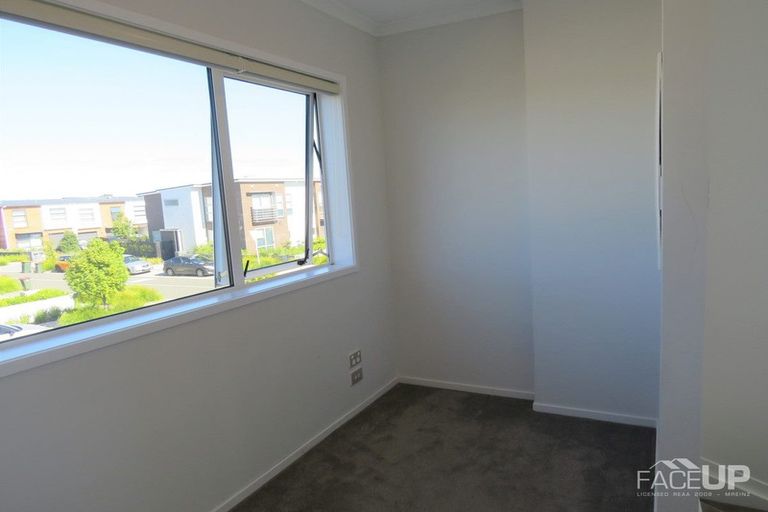 Photo of property in 4 Spotted Dove Road, Hobsonville, Auckland, 0616