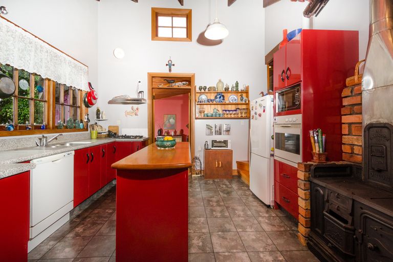 Photo of property in 289 Motutara Road, Muriwai, Waimauku, 0881