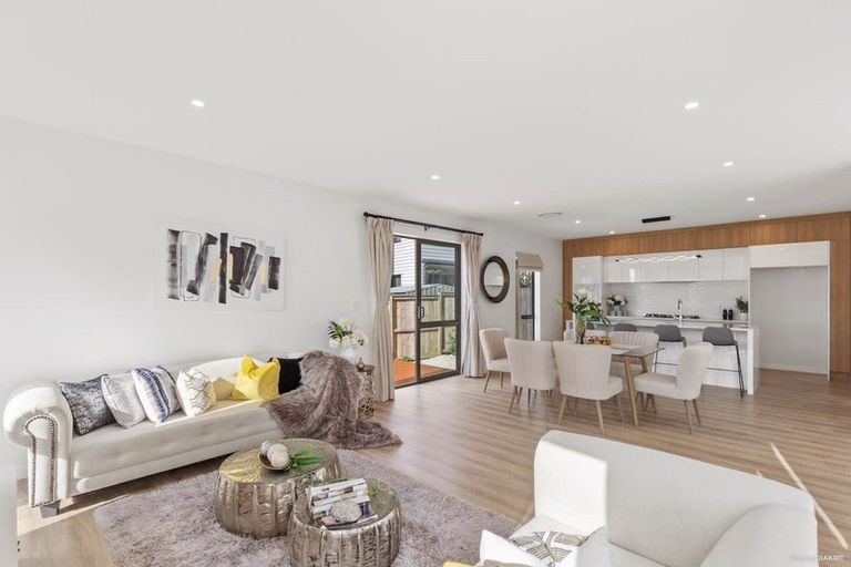 Photo of property in 10 Roa Avenue, Hobsonville, Auckland, 0616