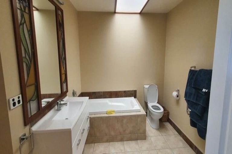 Photo of property in 42 Virginia Road, Saint Johns Hill, Whanganui, 4500