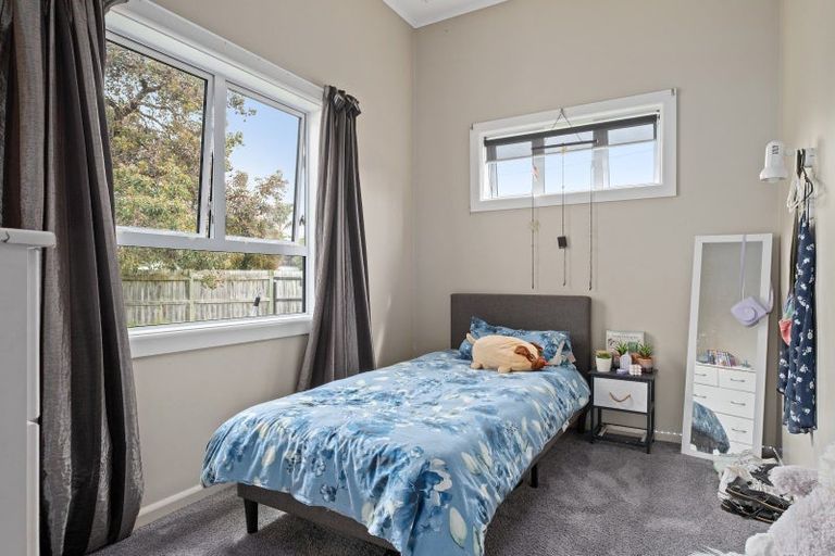 Photo of property in 1 Lyndhurst Street, Awapuni, Gisborne, 4010