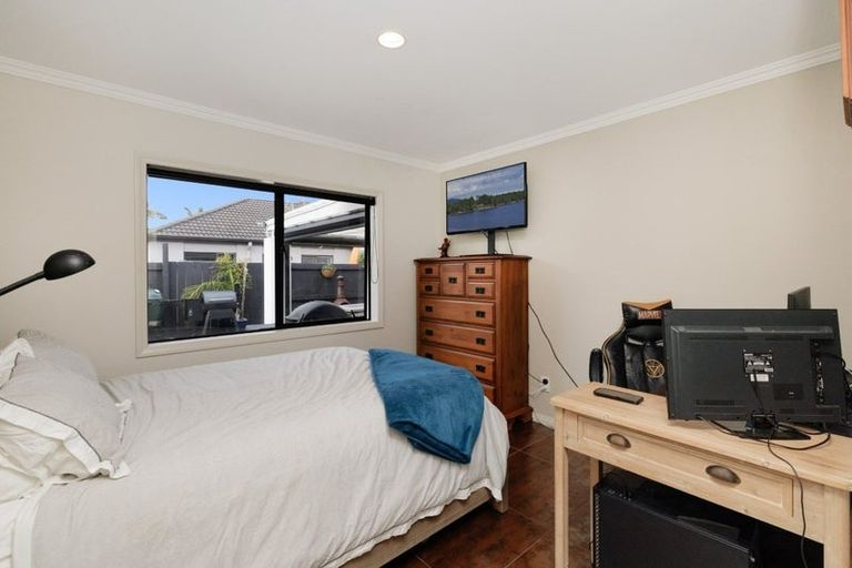 Photo of property in 24 Ohope Place, Papamoa Beach, Papamoa, 3118