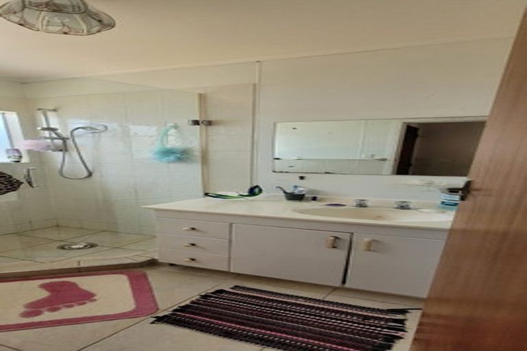 Photo of property in 1/49 East Street, Papakura, 2110