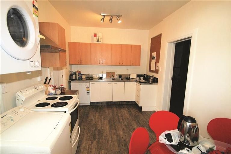 Photo of property in 21 Park Street, North Dunedin, Dunedin, 9016