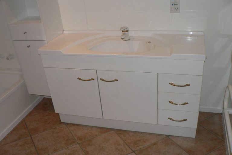 Photo of property in 132 Totara Drive, Pukete, Hamilton, 3200