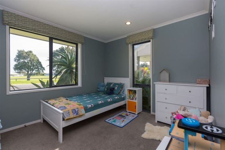 Photo of property in 50 Smeaton Road, Bell Block, New Plymouth, 4312