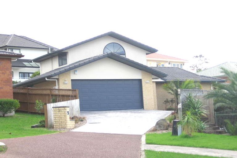 Photo of property in 31 San Pedro Place, Henderson, Auckland, 0612