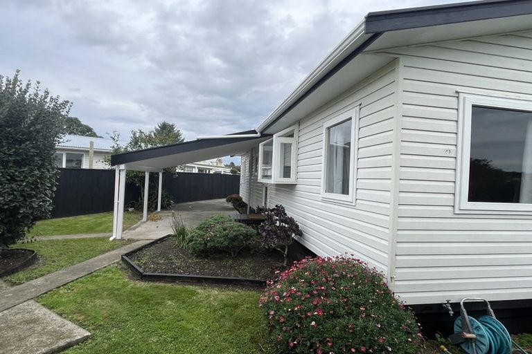 Photo of property in 40 Linwood Drive, Paraparaumu, 5032