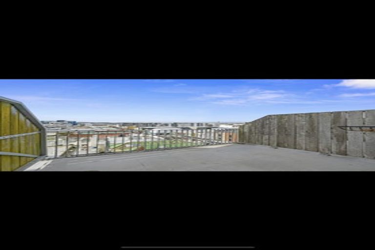 Photo of property in Qba Apartments, 51 Webb Street, Mount Cook, Wellington, 6011