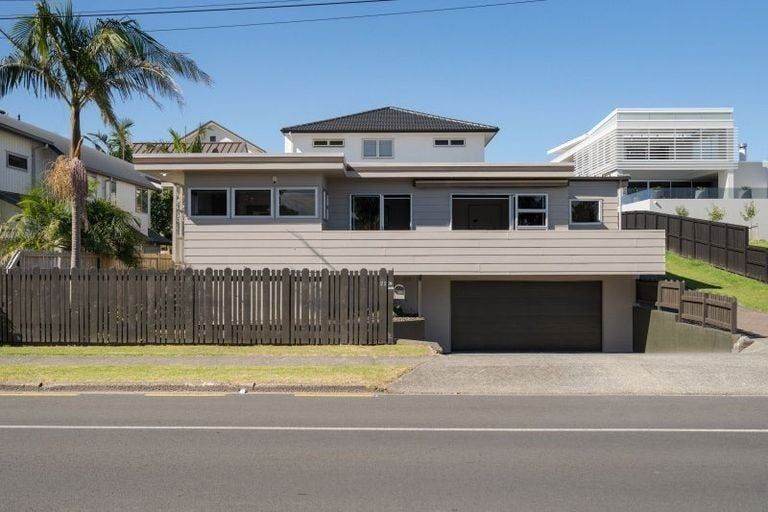 Photo of property in 221a Oceanbeach Road, Mount Maunganui, 3116
