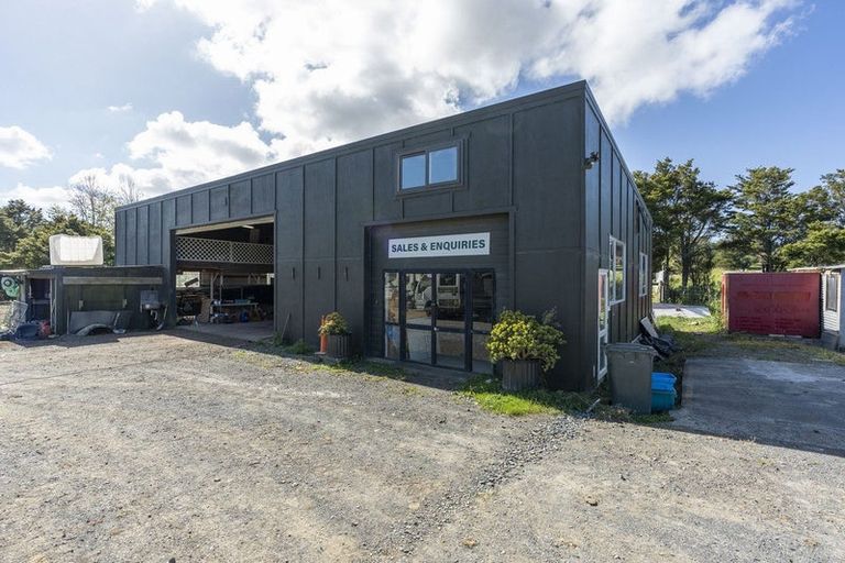 Photo of property in 35 Pataua Road South, Parua Bay, Onerahi, 0192