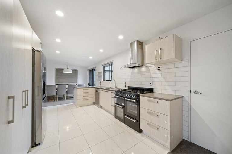 Photo of property in 130 Wyllie Road, Papatoetoe, Auckland, 2025