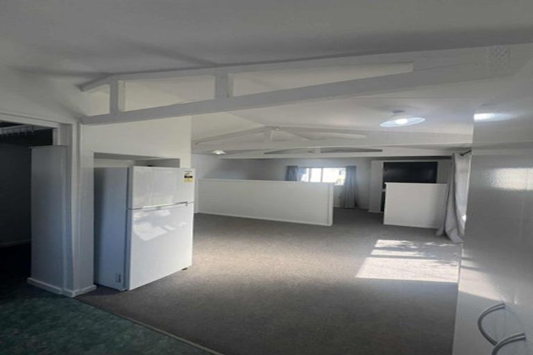 Photo of property in 2 Tasman Street, Havelock North, 4130