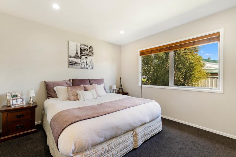 Photo of property in 21 Waenga Drive, Cromwell, 9310