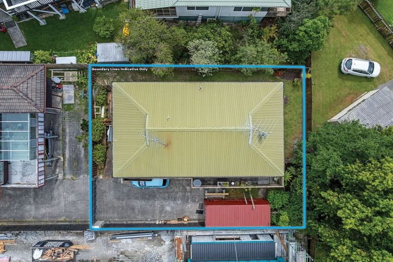 Photo of property in 2/35 Bay Street, Red Beach, 0932