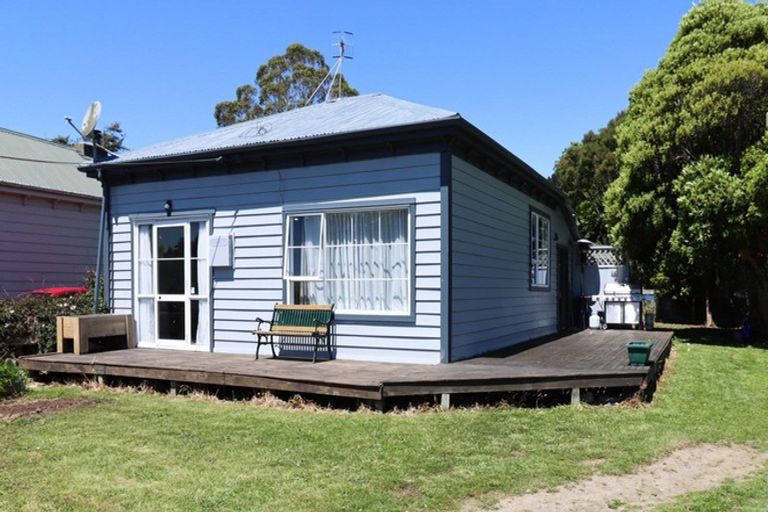 Photo of property in 21 Bridge Street, Eketahuna, 4900