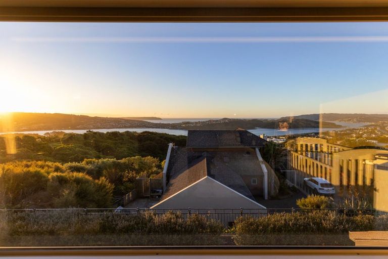 Photo of property in 18 Kahurangi Heights, Aotea, Porirua, 5024