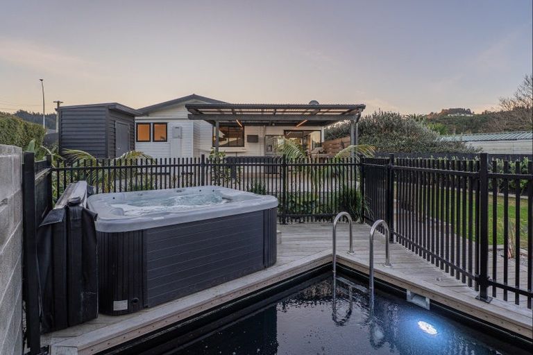 Photo of property in 354 Main Sh25 Road, Tairua, 3508