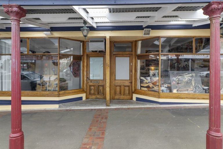 Photo of property in 96 Bridge Street, Eltham, 4322