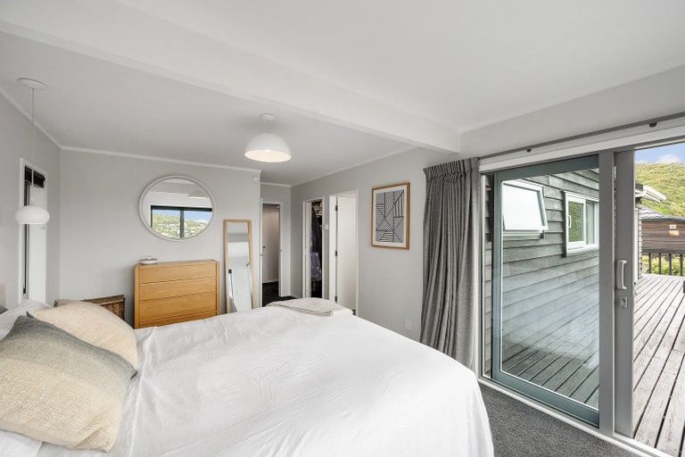 Photo of property in 15 Satara Crescent, Khandallah, Wellington, 6035