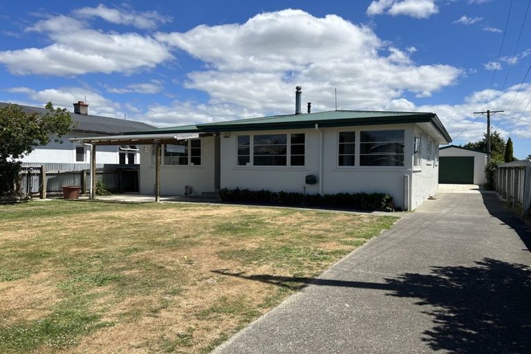 Photo of property in 96 Wood Street, Takaro, Palmerston North, 4410