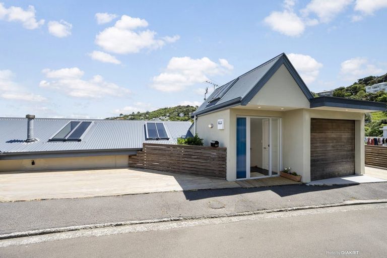Photo of property in 30 Lerwick Terrace, Melrose, Wellington, 6023