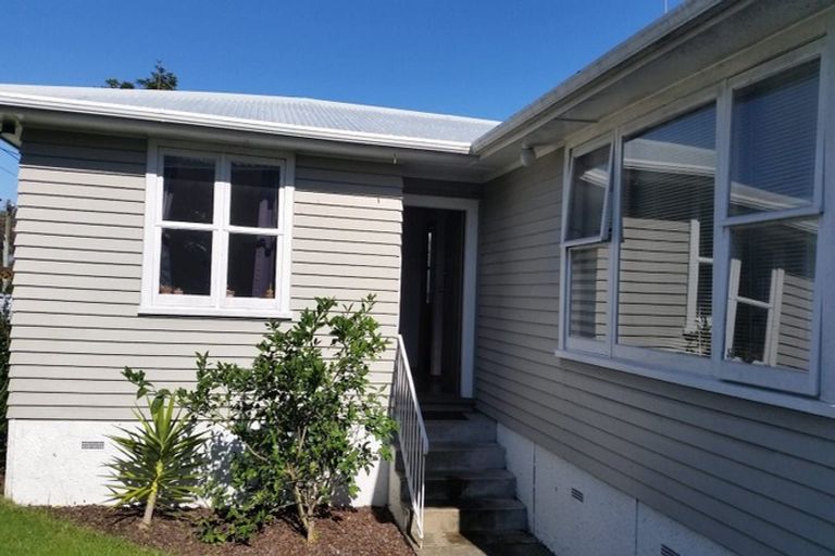 Photo of property in 2/17 Havelock Avenue, Forrest Hill, Auckland, 0620