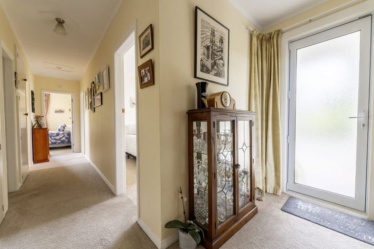 Photo of property in 10 Mortimer Street, Waimate, 7924