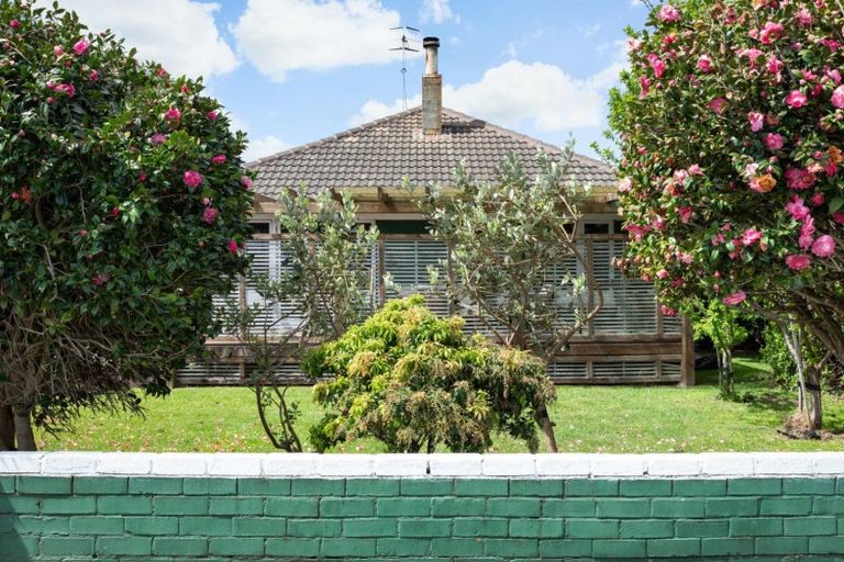 Photo of property in 18 Carisbrooke Street, Katikati, 3129