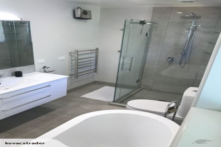 Photo of property in 248 Riverlaw Terrace, Saint Martins, Christchurch, 8022