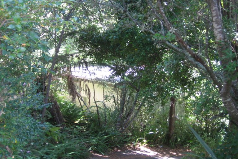 Photo of property in 1/84 Braemar Road, Castor Bay, Auckland, 0620