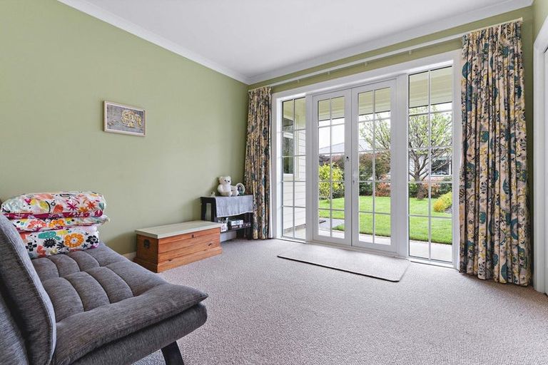 Photo of property in 40a Richmond Road, Carterton, 5713