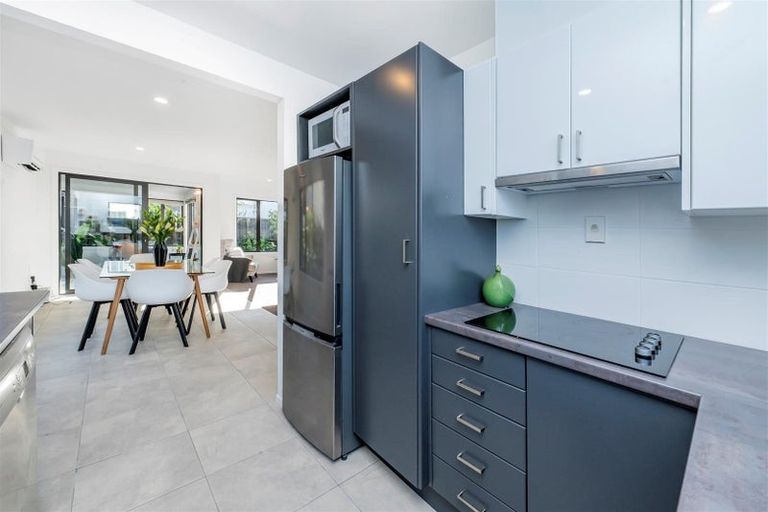 Photo of property in 77 Canon Street, St Albans, Christchurch, 8014