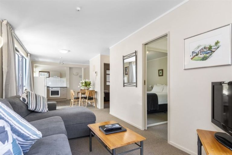 Photo of property in Capri Apartments, 5 The Mall, Mount Maunganui, 3116