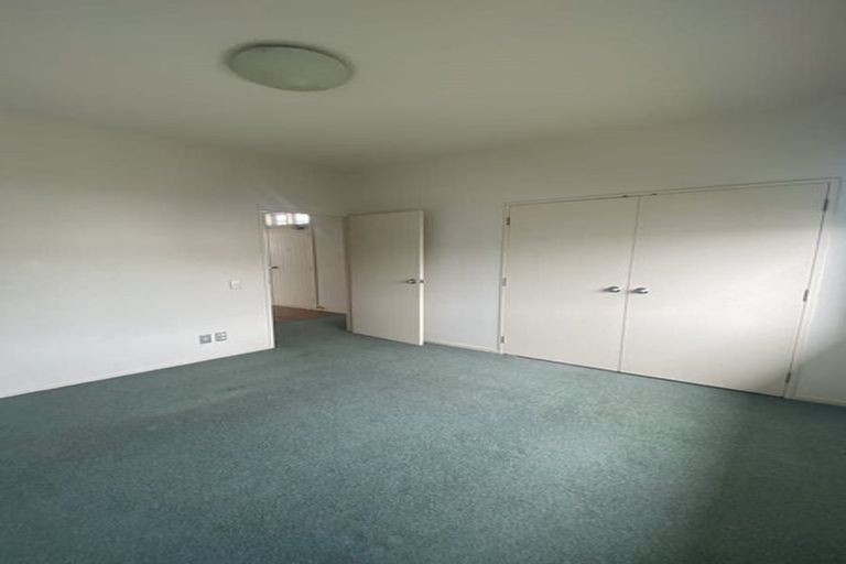 Photo of property in 140/2 Armoy Drive, East Tamaki, Auckland, 2016
