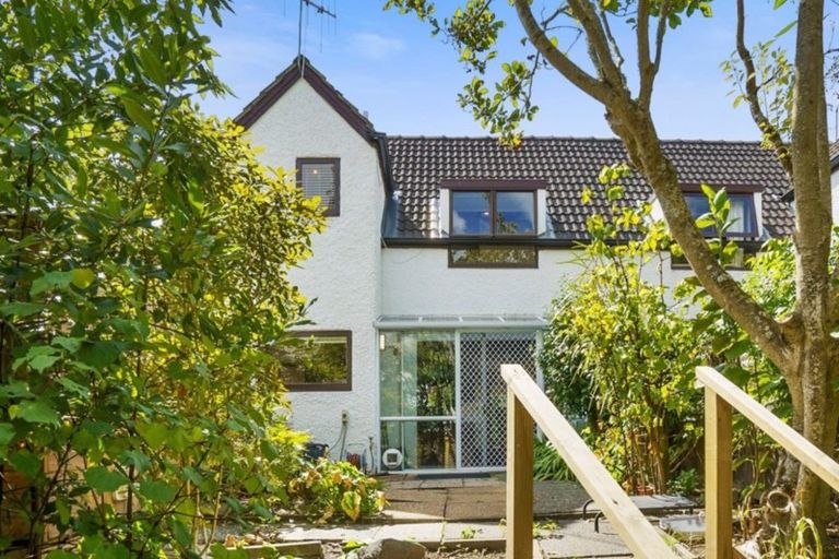 Photo of property in 8/46 Manuka Street, Hokowhitu, Palmerston North, 4410