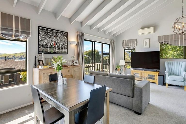 Photo of property in 11 Leeward Drive, Whitby, Porirua, 5024