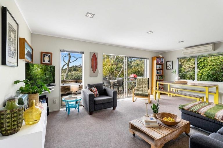 Photo of property in 30 Windsor Drive, Tairua, 3508