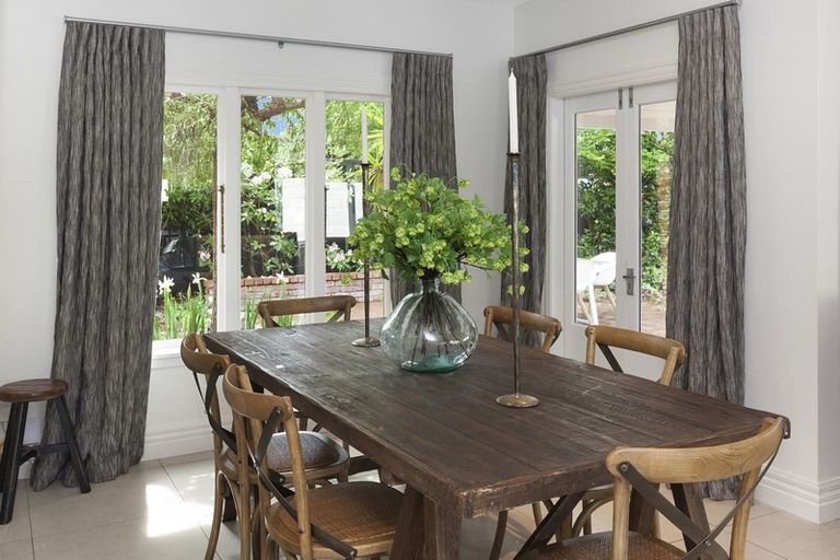 Photo of property in 20 Poynder Avenue, Merivale, Christchurch, 8014