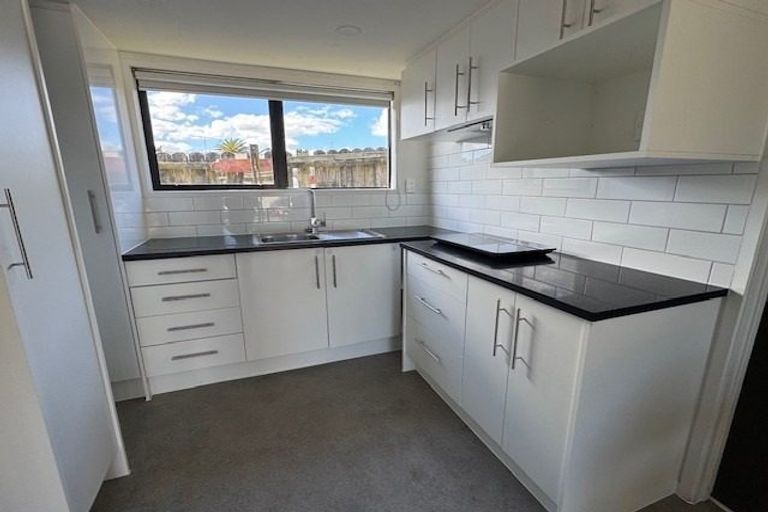 Photo of property in 20 Smedley Street, Manurewa, Auckland, 2102